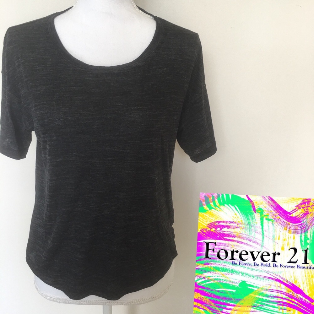 NWOT XXI Black Grey Oversized Tee Top